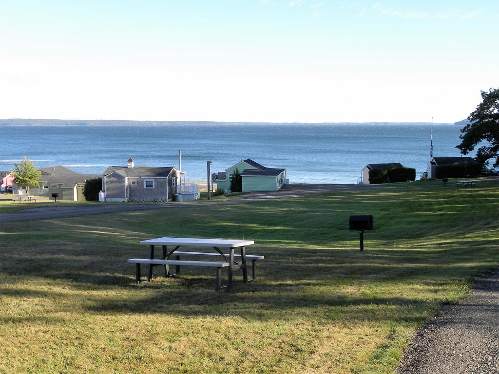 Colonial Gables Oceanfront Village Belfast Exteriör bild